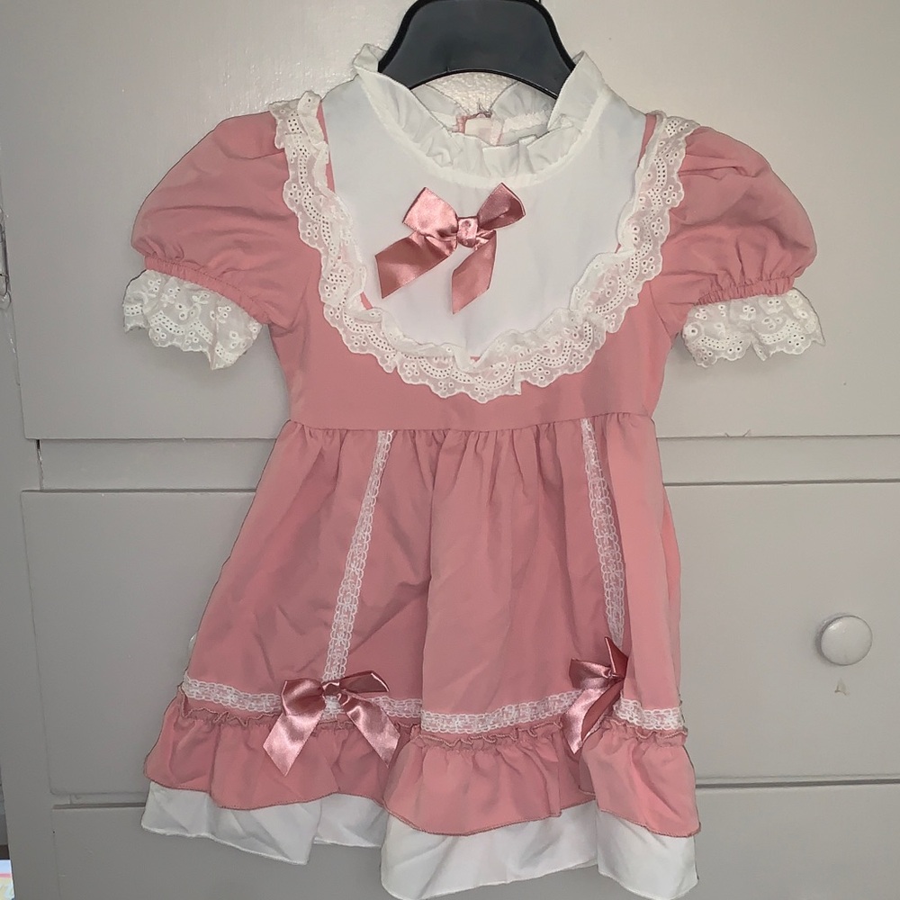 Pink Lace Bow Puff Sleeve Dress